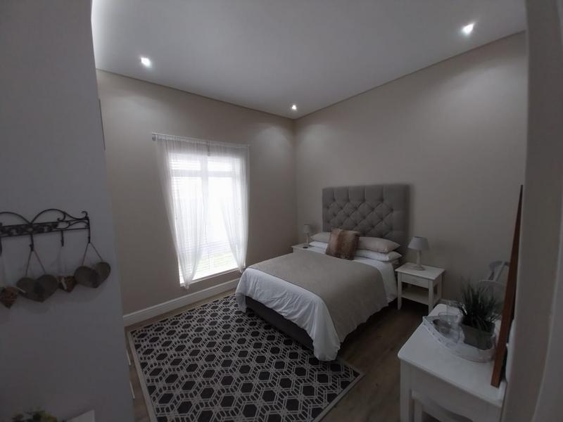 3 Bedroom Property for Sale in Kraaibosch Western Cape